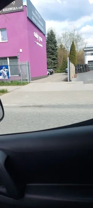 zdjęcie przedstawiające Danpol Łódź. Felgi i Opony