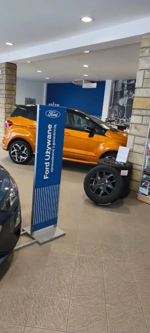 zdjęcie przedstawiające Ford Auto Hobby