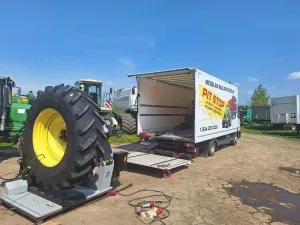 zdjęcie przedstawiające Pit Stop Andrzej Lewandowicz Mobilna Wulkanizacja