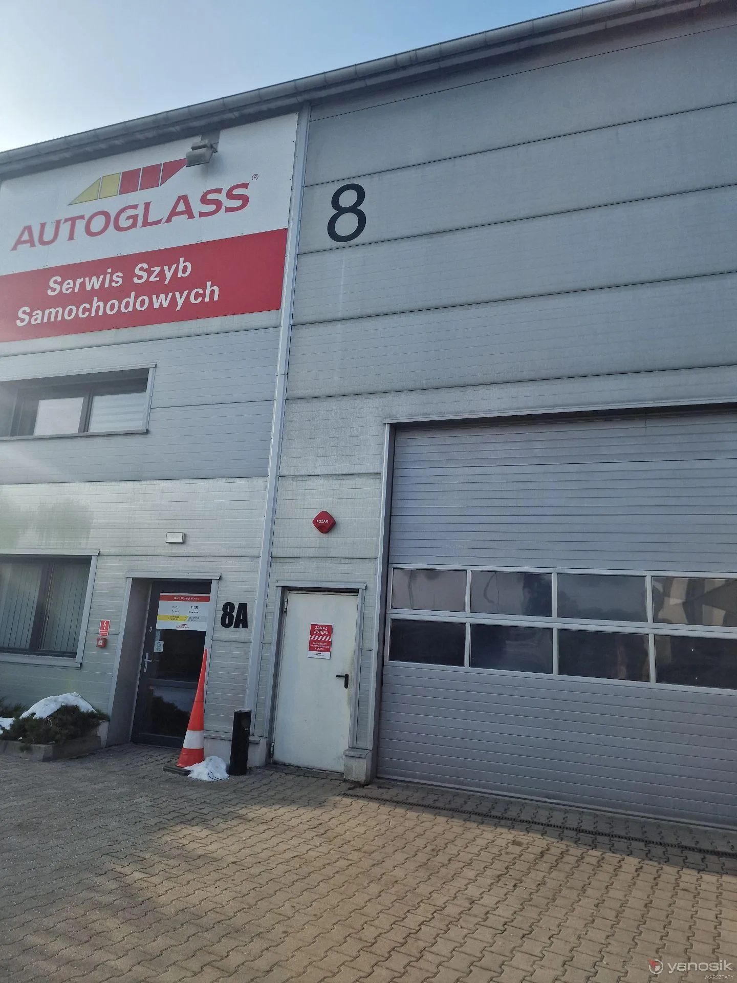 zdjęcie przedstawiające Autoglass Serwis Szyb Samochodowych