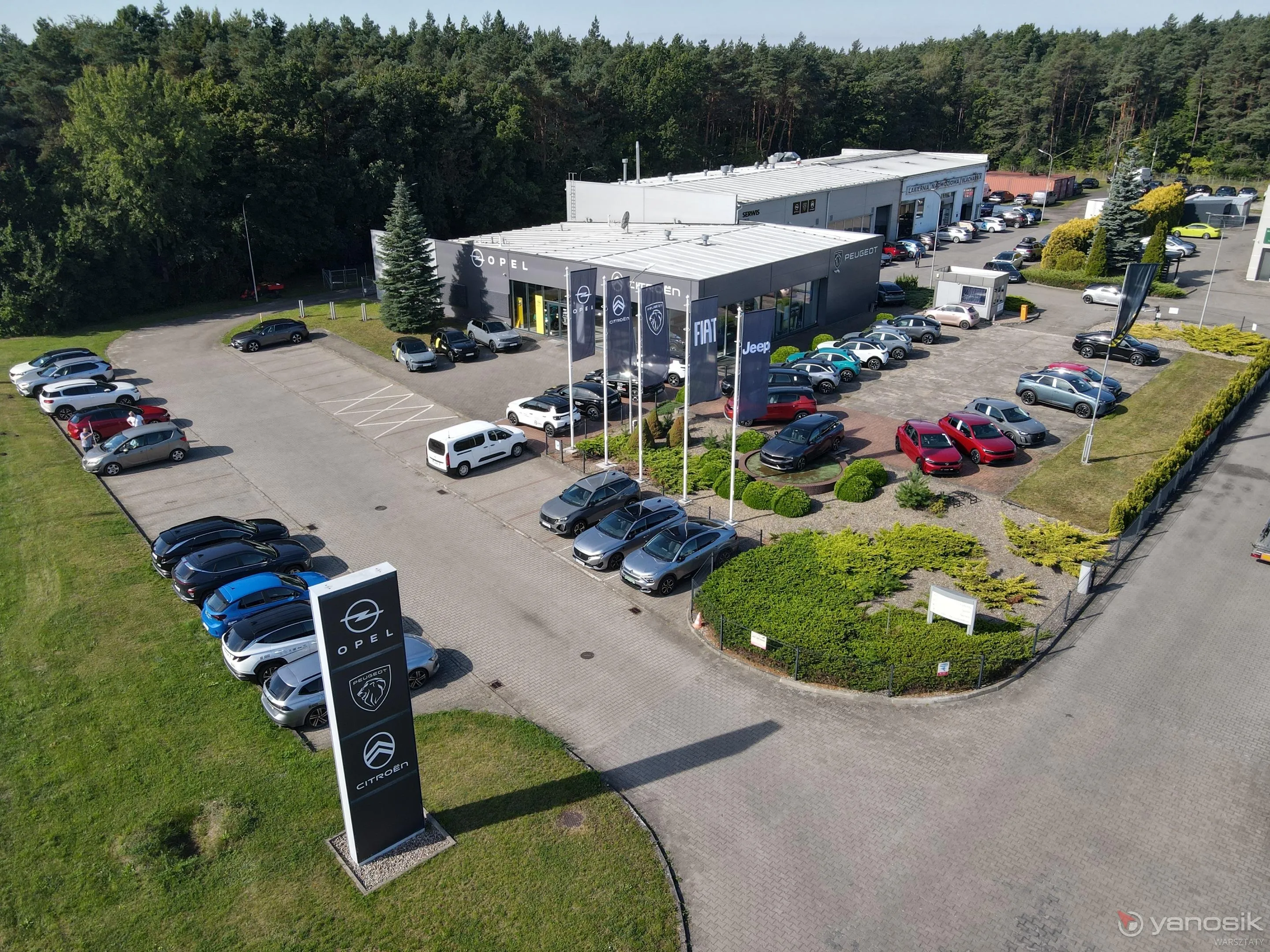 zdjęcie przedstawiające Autoryzowany serwis Opel - Mago