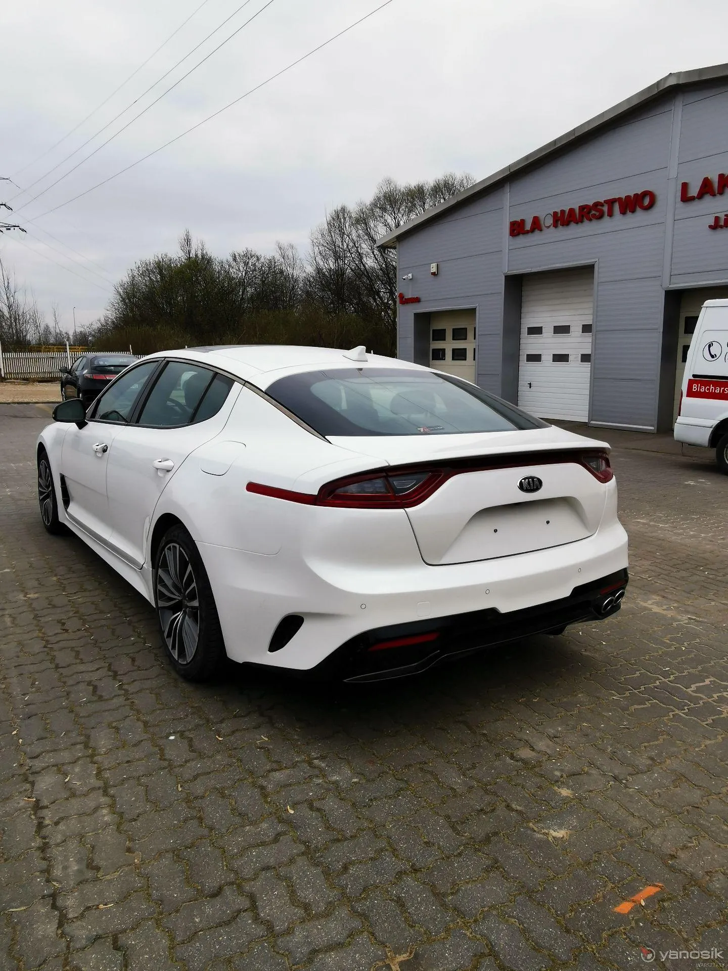 zdjęcie przedstawiające Car-Service