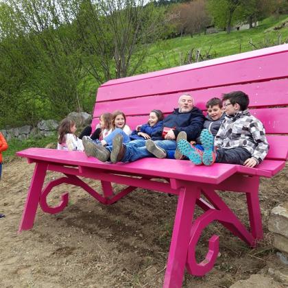 Foto Sentirsi Gulliver... le Panchine Giganti in ValleCamonica