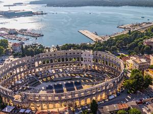 Amfiteatar Pula