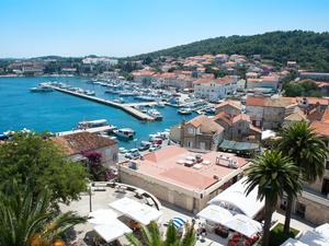 Korčula E harbour