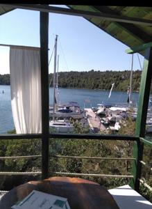 Konoba Smokvić jetty