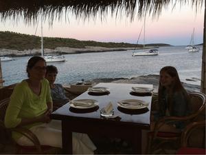 Konoba Dalmatino Bojen