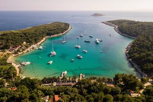 Buoy field Vinogradišće