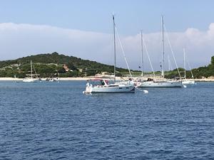 Konoba Budikovac buoys