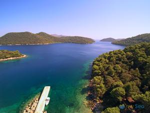 Konoba Mrčara jetty Lastovo