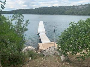 Konoba Smokvić jetty