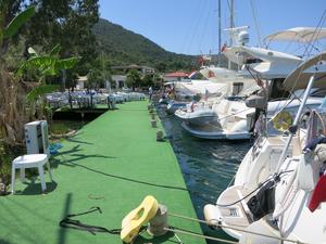Sardunja Restaurant jetty