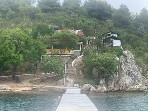 Konoba Smokvić jetty