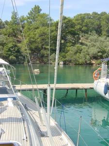 Göbün - Am Steg und tolle Bademöglichkeit bei sauberem Wasser