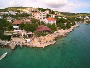 Konoba Lanterna quay