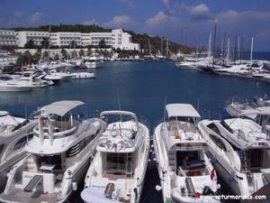 Setur Çeşme Marina