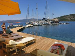 Ella Restaurant Steg