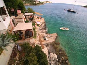 Konoba Lanterna quay