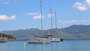 Stari Grad A Malo Stupisce