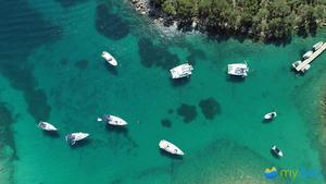 Zaklopica buoy field