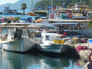 Gena Yachtcharter - Gökova Hafen Marmaris