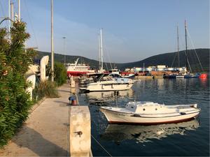 Cres Boatyard Marina