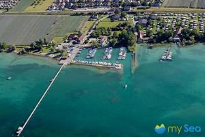 Steg der Nasbo Werft