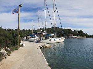 Mongonissi Beach quay