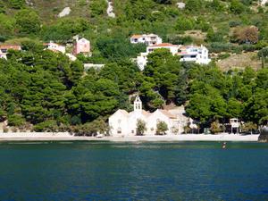 Lucka Uprava buoys, Komiza