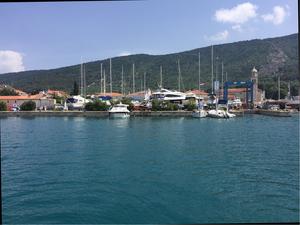 Cres Boatyard Marina