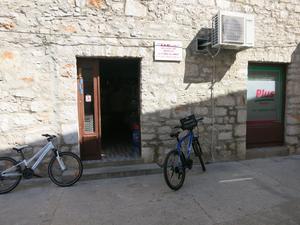 Dea - Small mini market