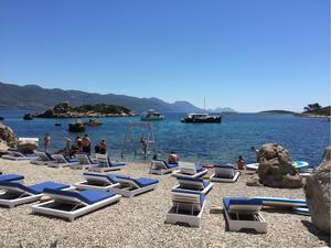 Restaurant Moro buoys