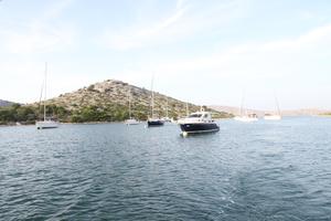 Konoba Larus buoy field