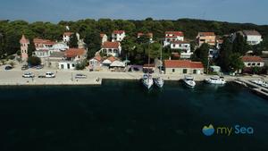 Harbour Marina Molat