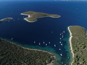 Restaurant Paradiso / Soline buoy field