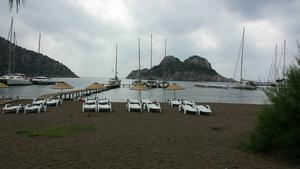 Azmak Restaurant Steg