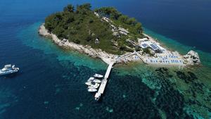 Restaurant Moro buoys