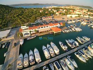 Marina Hramina Charter