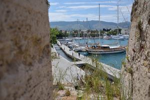 City harbour - Marina Kos - Blick von der Festungsmauer auf die Liegeplätze im Stadthafen