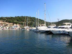 Odyseas Marina - Blick auf die Dauerliegeplätze.