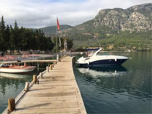 Altaş Restaurant jetty