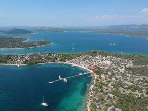 Konoba Zminjak jetty