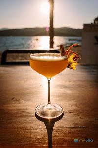 Konoba Budikovac buoys