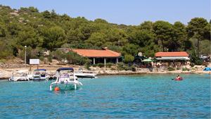 Cigrada Restaurant buoy field