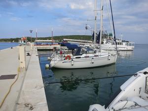 Hafen Ilovik - Man muss schon früh kommen um einen Platz am Kai zu bekommen.