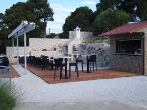 Marina Vlaška - 
Neue Terasse der Marina Vlaska