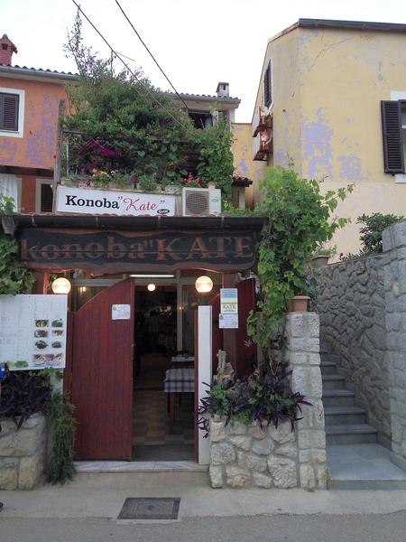 Konoba Kate - Kleines nette Konoba, etwas abseits der touristischen Trampelpfade.
Im Hafen von Mali Losinj.
