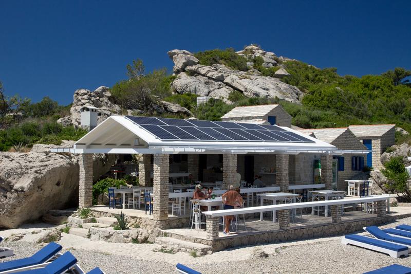 Restaurant Moro buoys