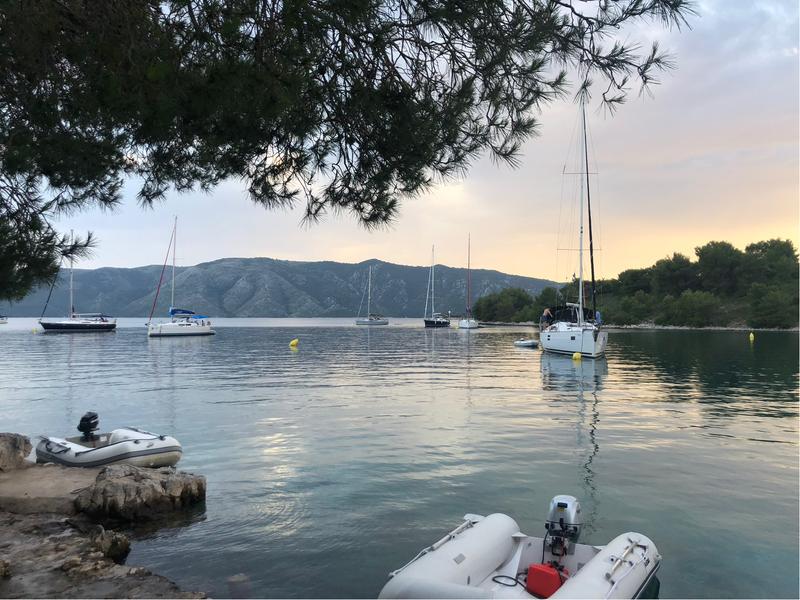 Buoy field Stari Grad