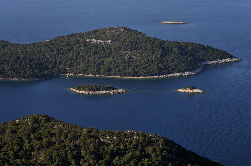 Konoba Mrčara jetty Lastovo